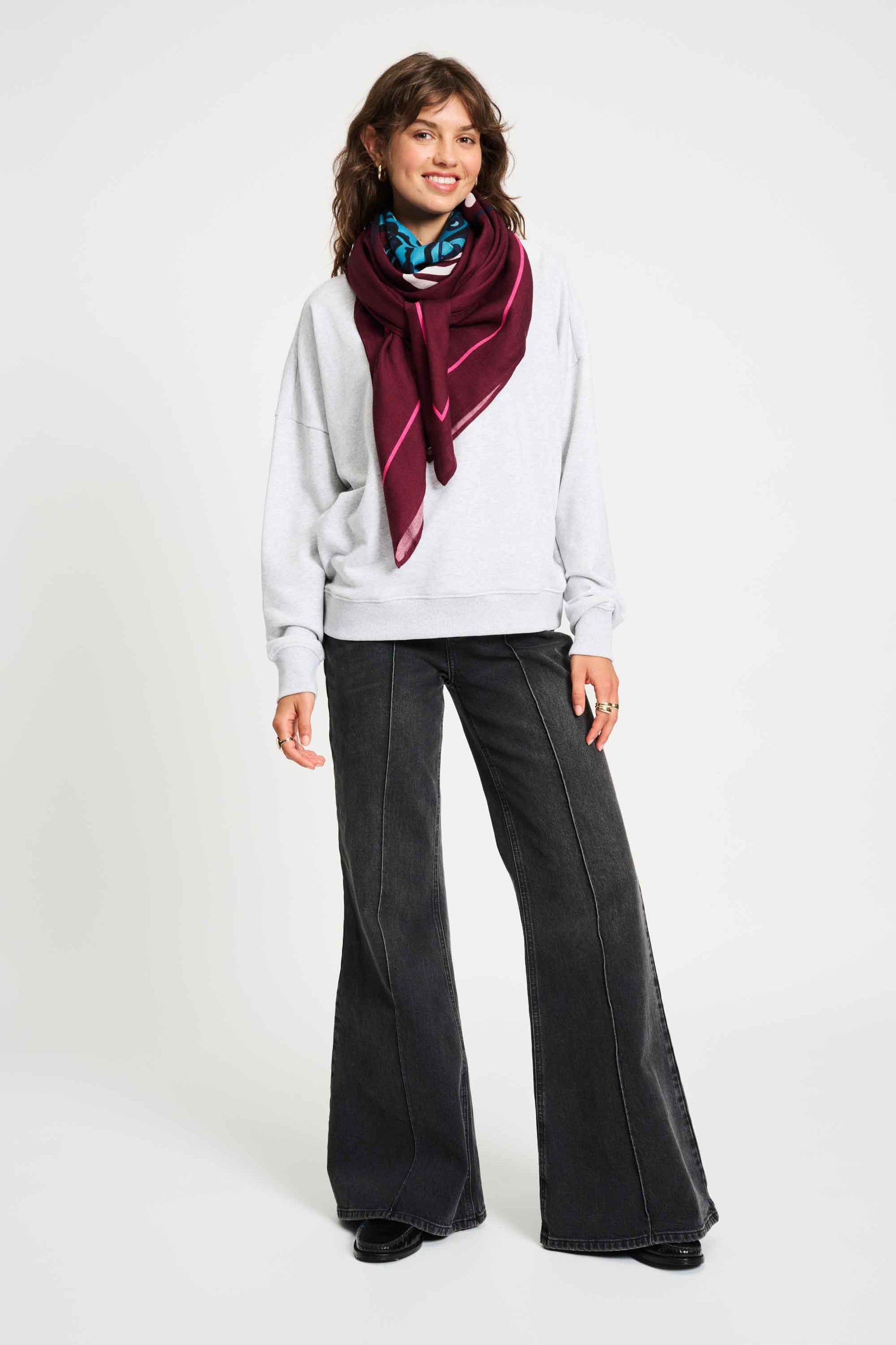 POM Amsterdam Shawls Purple / OS ECHARPE - Le Diner