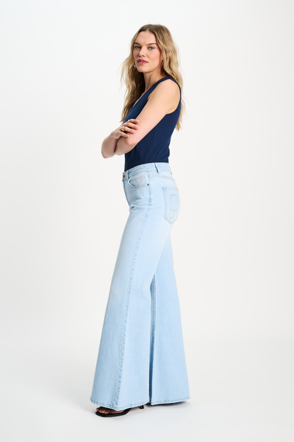 POM Amsterdam Jeans JEANS - Flare Light Blue