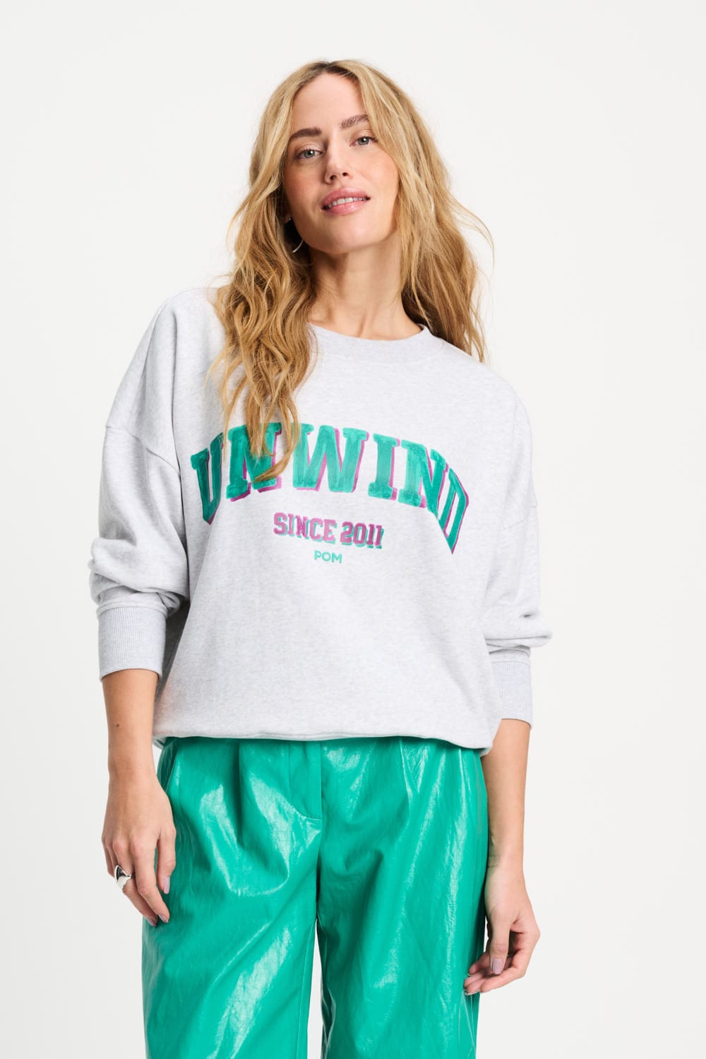 POM Amsterdam Sweaters SWEATER - Unwind