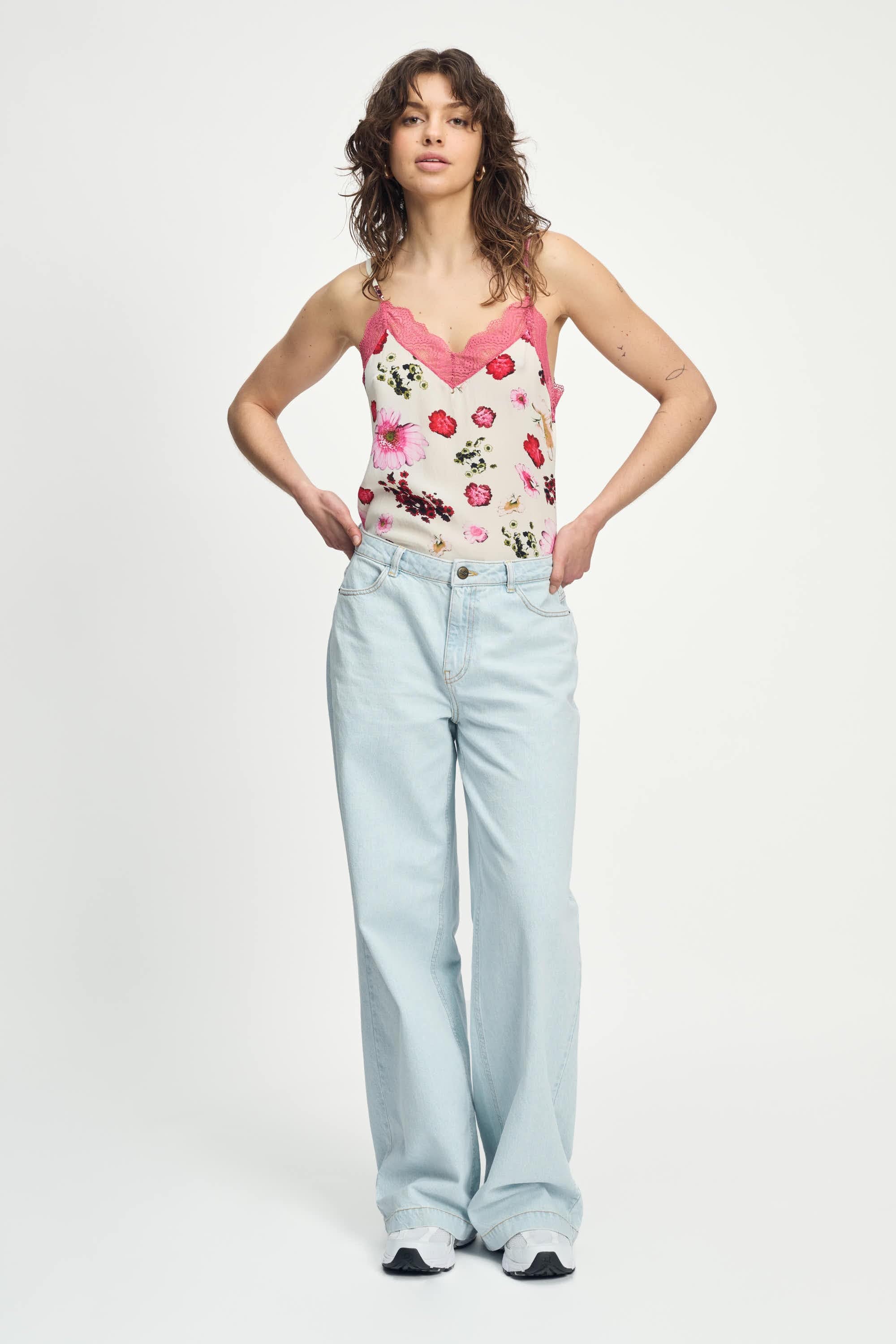 POM Amsterdam Tops TOP - Cami Bouquet Cream